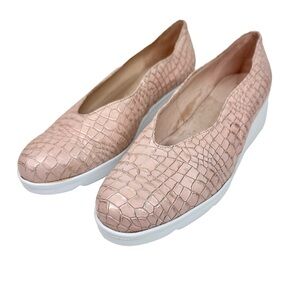 Vernissage Scalloped Rose Gold Croc Embossed Wedge Shoes SZ 38 Ballet Flat